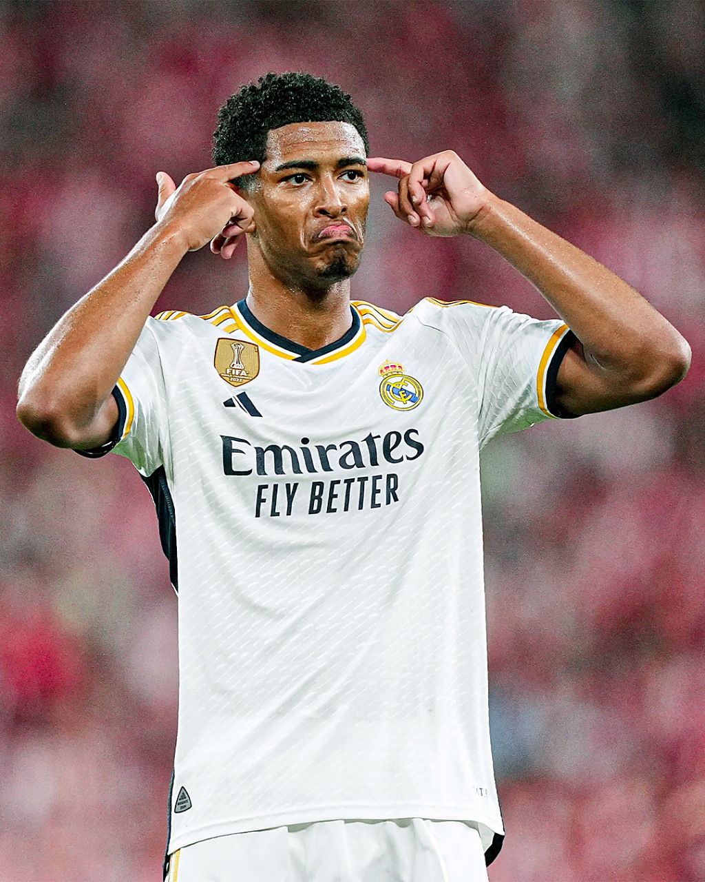 皮亚尼奇重返尤文训练基地，与斯帕莱蒂、基耶利尼合影