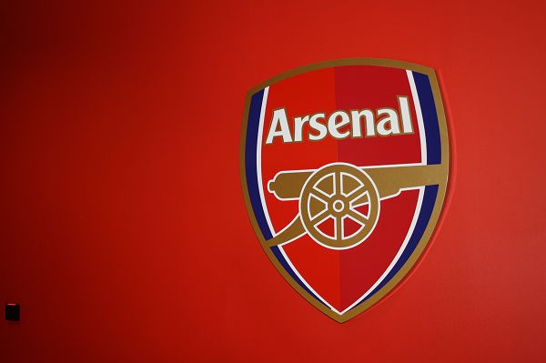 路易斯-迪亚斯导致阿什拉夫受伤，摩洛哥记者：你是个罪犯