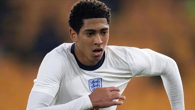 英格兰客战阿尔巴尼亚：凯恩领衔，贝林厄姆、埃泽首发