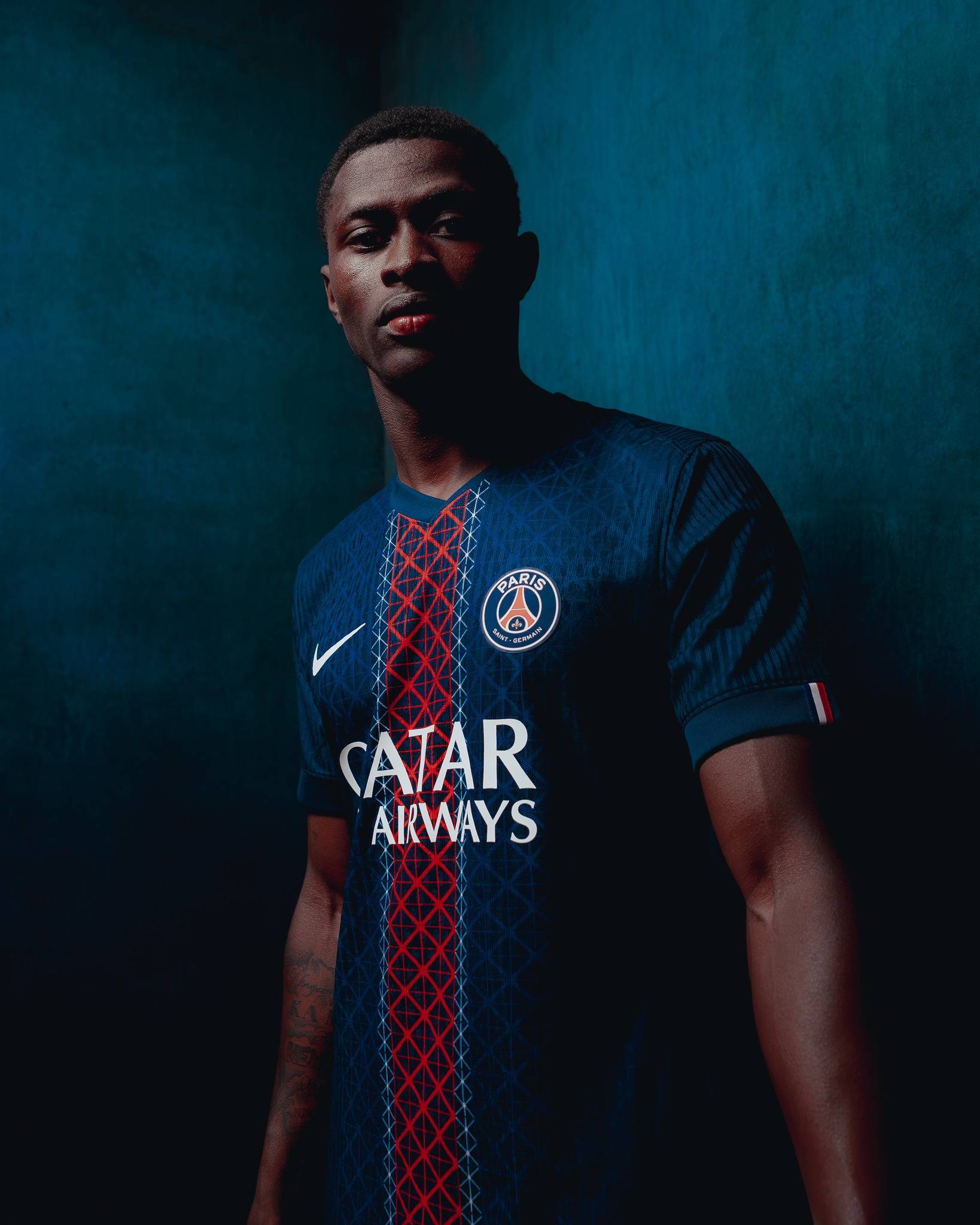 赖因德斯：今天比赛证明我配得上首发，晋级世界杯要庆祝一下（赖因德斯：表现证明我应获首发，晋级世界杯值得庆祝）