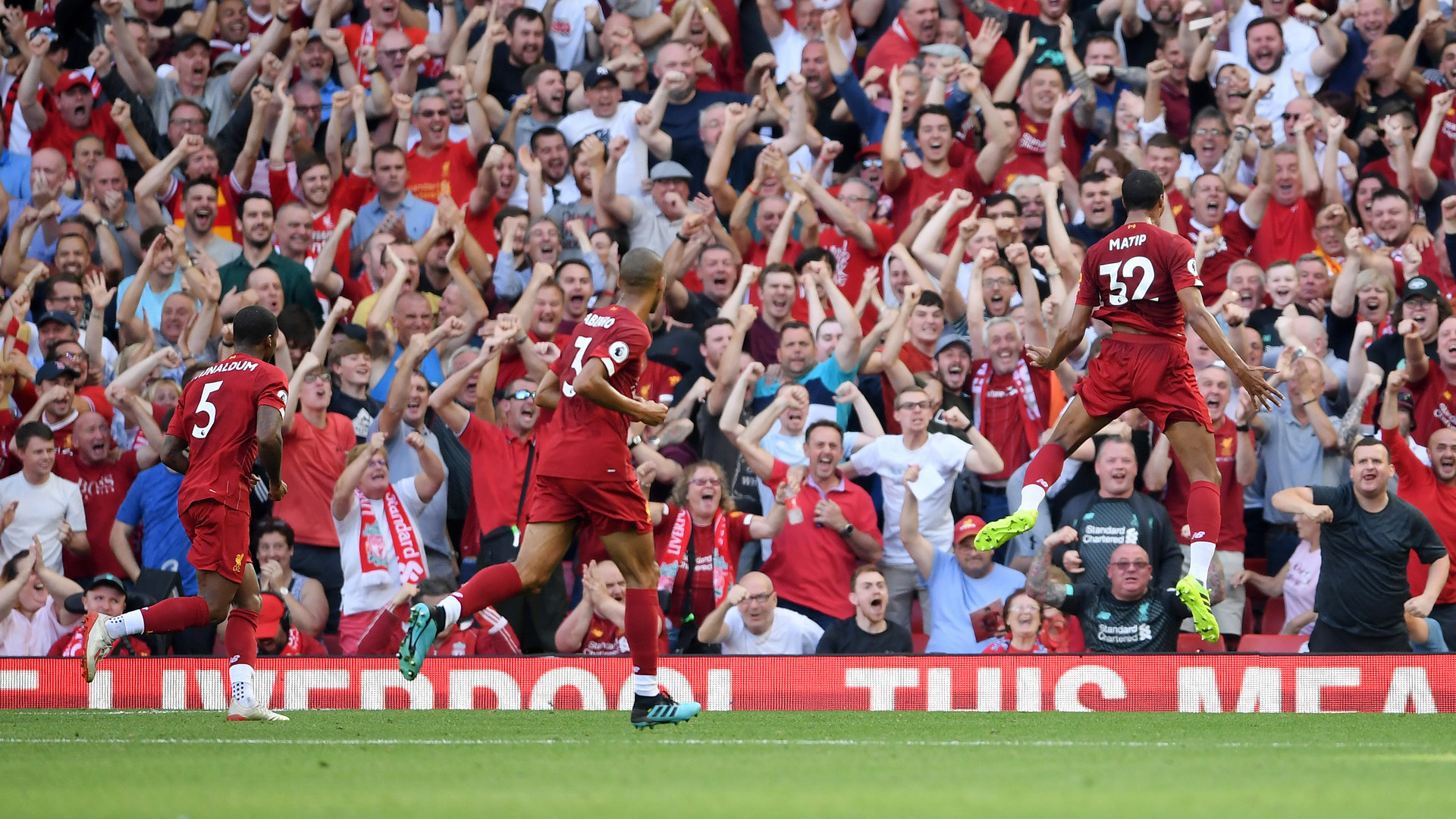 英超：热刺客场3-1击败狼队（英超：热刺客场3比1力克狼队）