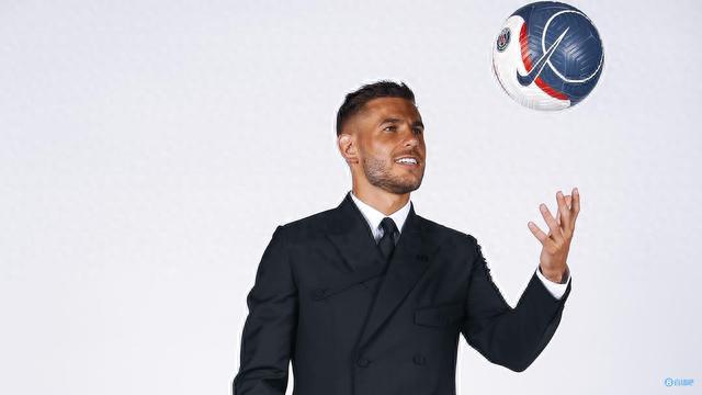 邮报：曼联有意伯恩茅斯中场亚当斯，本赛季拦截数据英超第二（每日邮报：曼联看中伯恩茅斯中场亚当斯，其本季拦截次数位列英超第二）